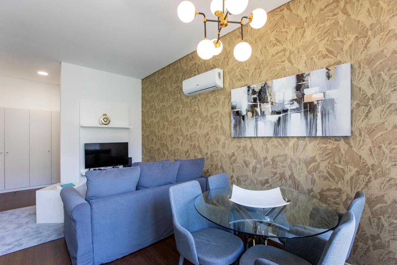Superb 1br Flat W/ Garden, Ac & Free Parking By Lovelystay Appartamento Oporto